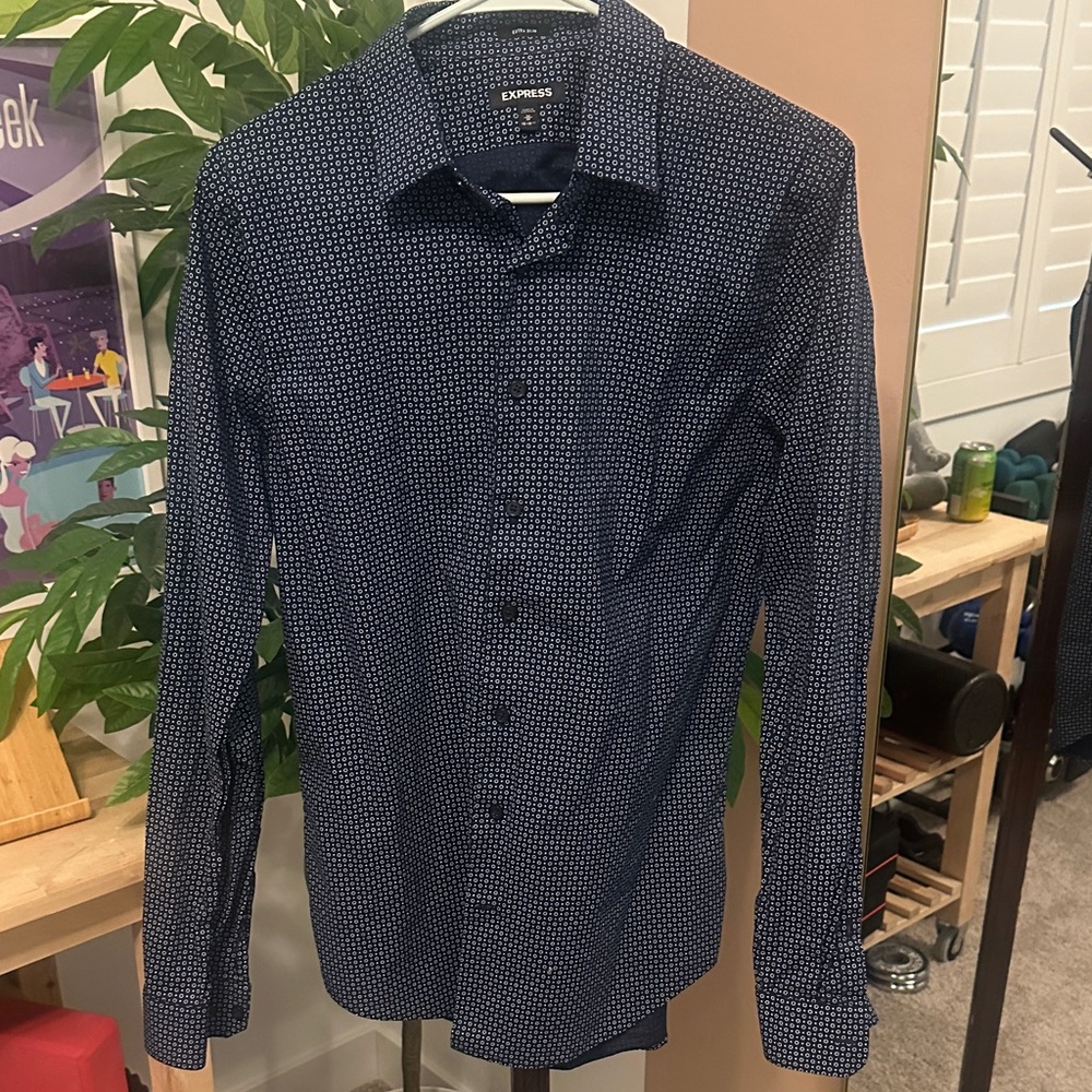 Express Men’s Navy Micro-Pattern Dress Shirt